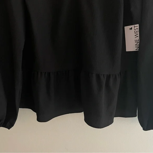 🌈 2 for $30!! 🌈 NWT Nine West Peplum Blouse - Picture 4 of 9